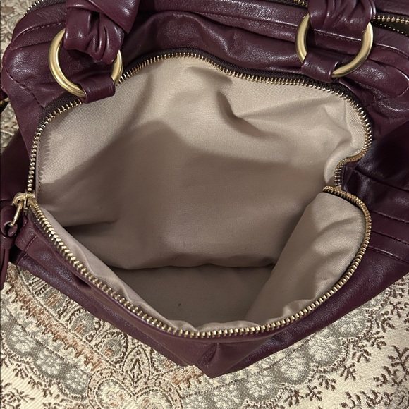 Coach Super Soft Burgundy Leather Handbag with removable shoulder strap - Picture 10 of 15